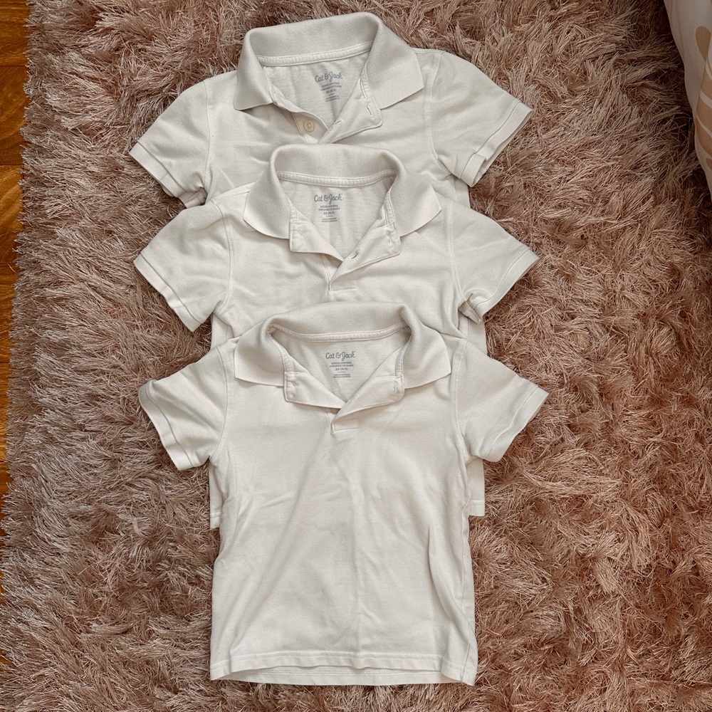 Cat & Jack Boys size XS 4/5 Uniform polo shirts 3 pack white. Gently used.